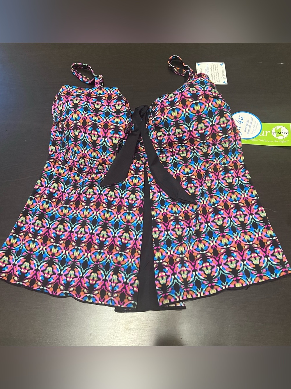 NWT Fit 4 U Vibrant Multicolor Tummy Control Swim Tankini Top Size 16W
